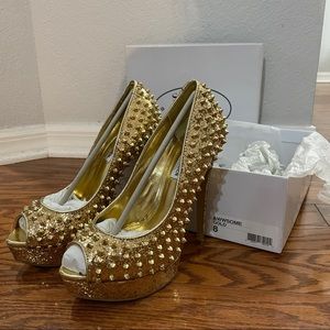 Steve Madden Spiked Open Toed Heels